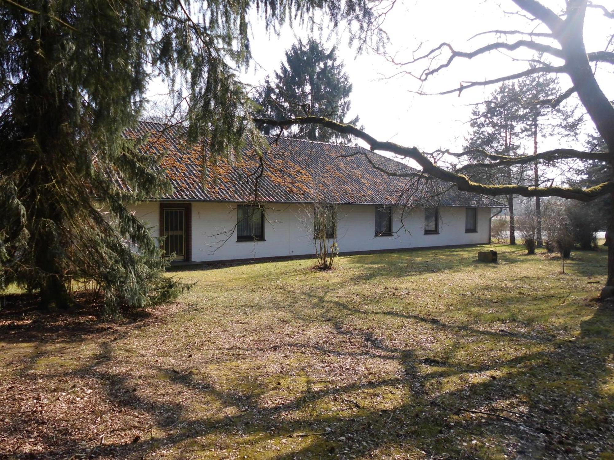 Land Gut Hotel Dierks Repke Exterior foto